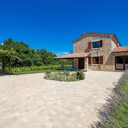 Lavantina Peresiji