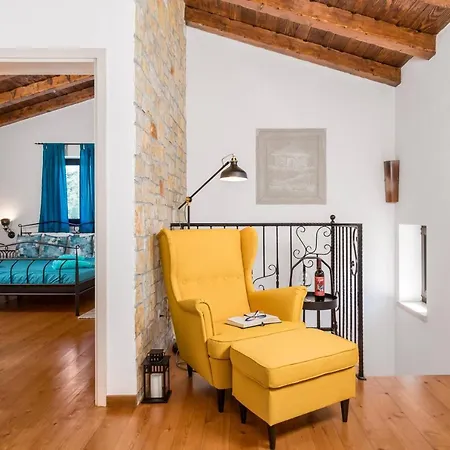 Lavantina Villa Peresiji